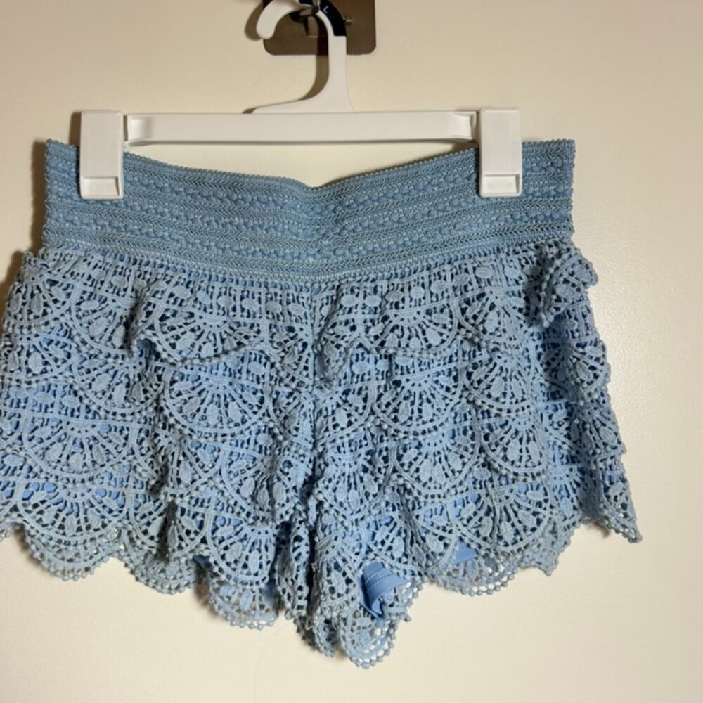 blue lace ruffle shorts